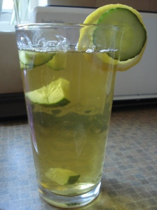 www.over40andamumtoone.wordpress.com Iced Tea Green Tea with mint, cucumber and lemon